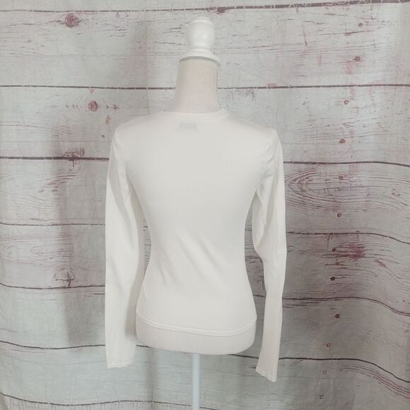 Babaton Crewneck Pullover Knit Top - Picture 4 of 6